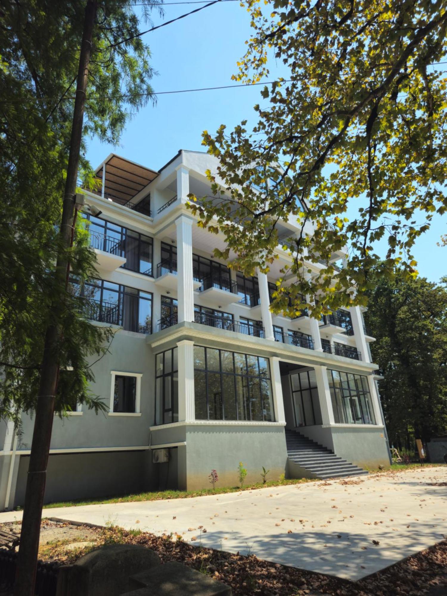 Green Hotel Ckaltubo Zewnętrze zdjęcie